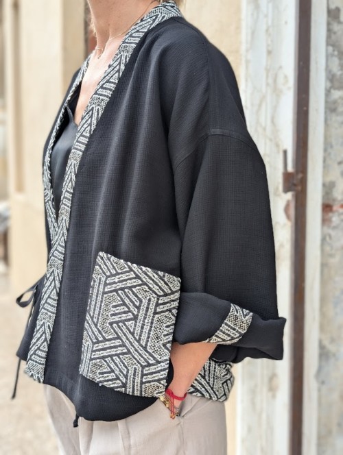 Kimono Nero Etnico - Image 3